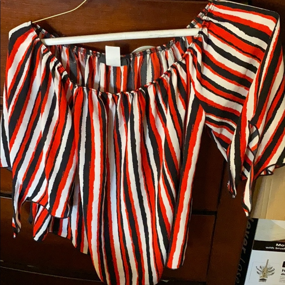 Beautiful colorful strips top